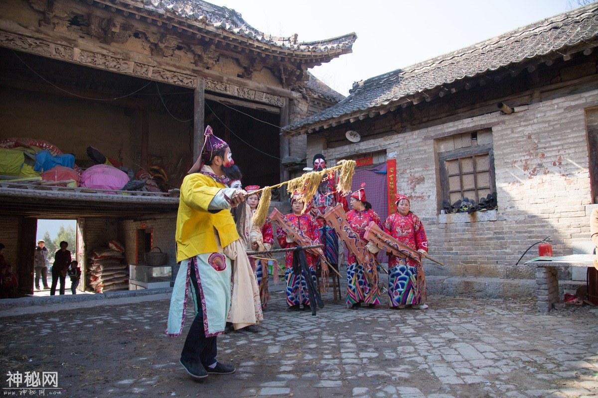 图虫人像摄影：山村传统民俗——唱院戏-5.jpg