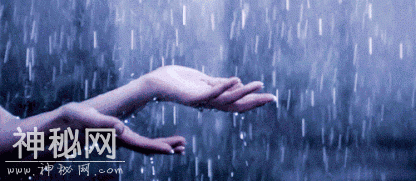 这把伞，足够小，却能让你在成都的雨天感到温暖！-1.jpg