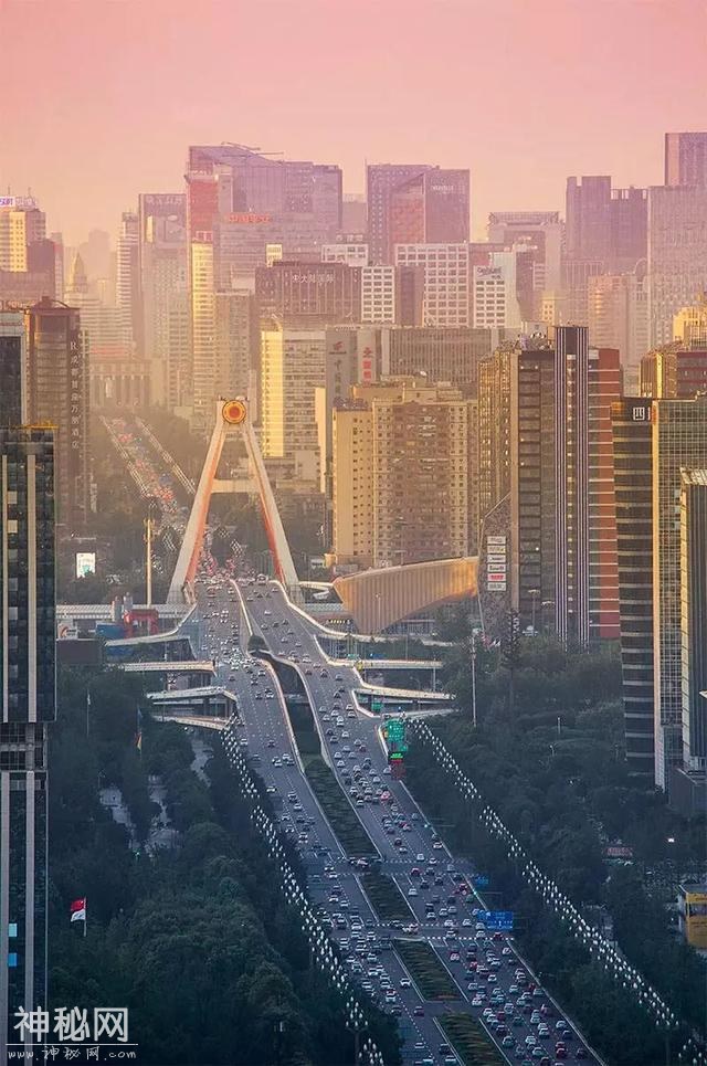 成都之美，不在于这里的春花灿烂，而在于丰富多彩的人文景观-1.jpg