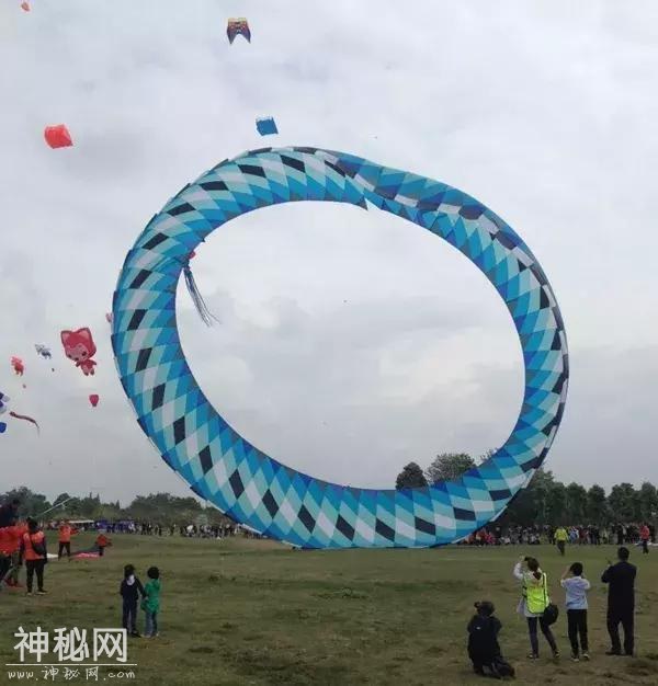 哇咔咔！世界最大的滚地龙风筝在崇州飞升！-9.jpg