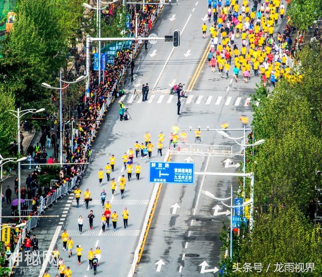 武汉马拉松今日开跑沿线历史人文景点和经典武汉地标美景迷人醉-3.jpg