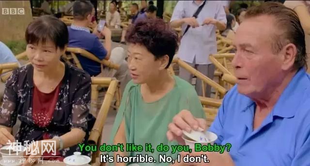 BBC的镜头下，中国最适合养老的城市里，老年生活让人羡慕-21.jpg