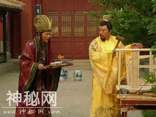 一个是木匠从戎做了皇帝，一个当皇帝却痴迷木匠，历史真是有趣！-4.jpg
