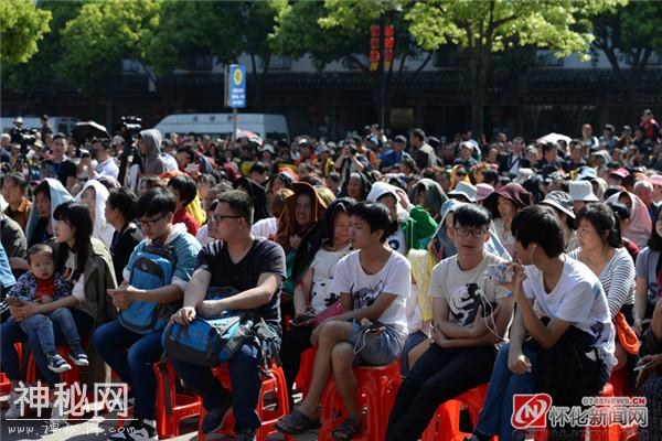 洪江市黔阳古城“三月三”民俗文化“燃”爆全城-3.jpg