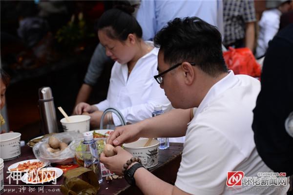 洪江市黔阳古城“三月三”民俗文化“燃”爆全城-9.jpg