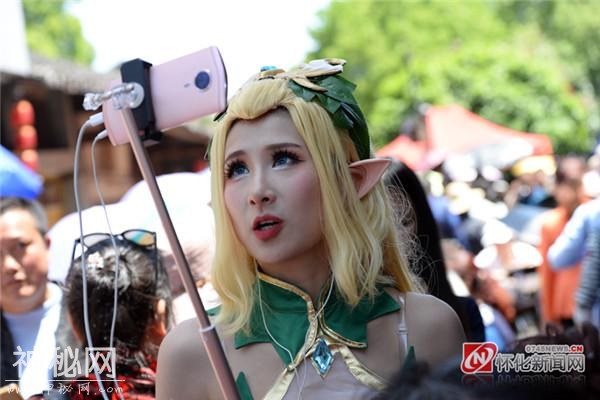 洪江市黔阳古城“三月三”民俗文化“燃”爆全城-8.jpg