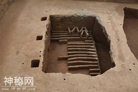 副中心考古新发现 潞城棚户区地下藏明清墓葬338座-1.jpg