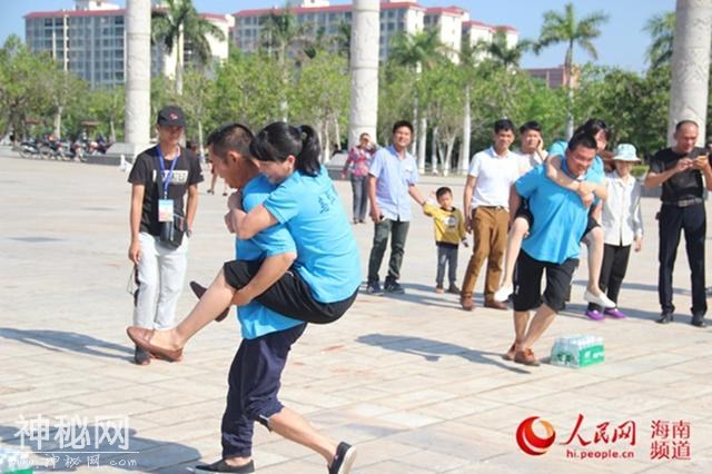 海南“三月三”昌江分会场上演民俗趣味体育活动-2.jpg