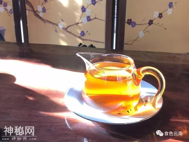 许多人都在问：为什么要专程去喝老张的茶？-2.jpg