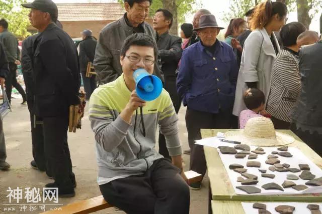 山东菏泽青丘考古队向村民开放考古现场！讲解出土文物！-16.jpg