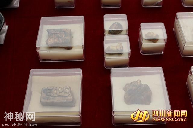 四川江口沉银第二期发掘成果：再出水1200多件文物-5.jpg