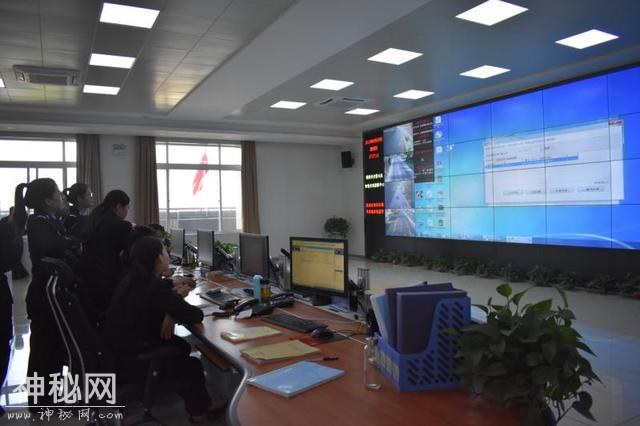 韩城交警大队科技办、指挥中心强强联手 助力警务信息化-2.jpg