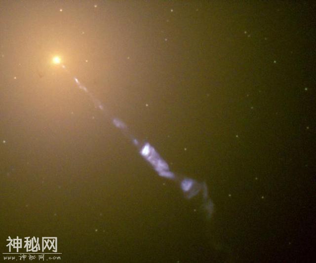 宇宙的两大”主宰“黑洞与类星体！-8.jpg