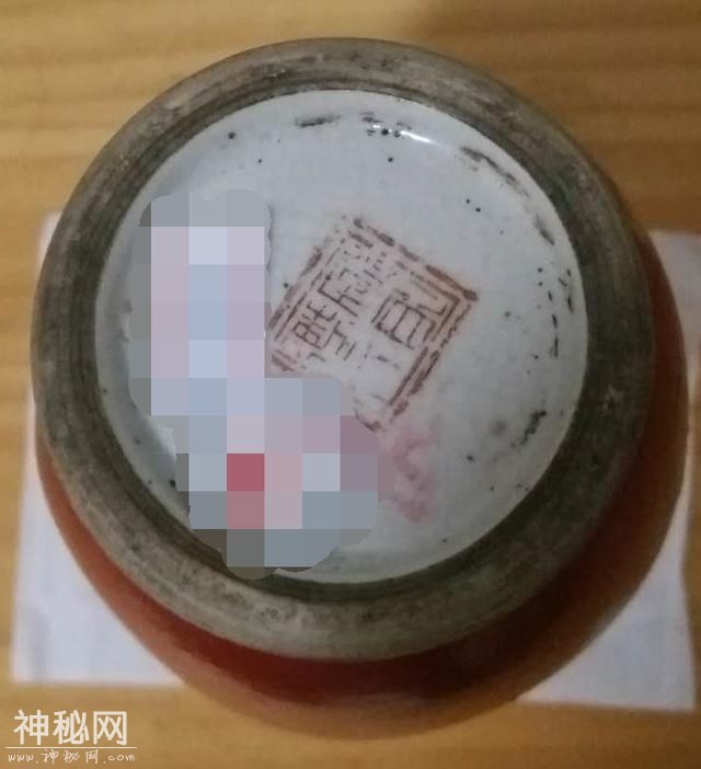 如果文物会说话——居仁堂款矾红赏瓶-1.jpg