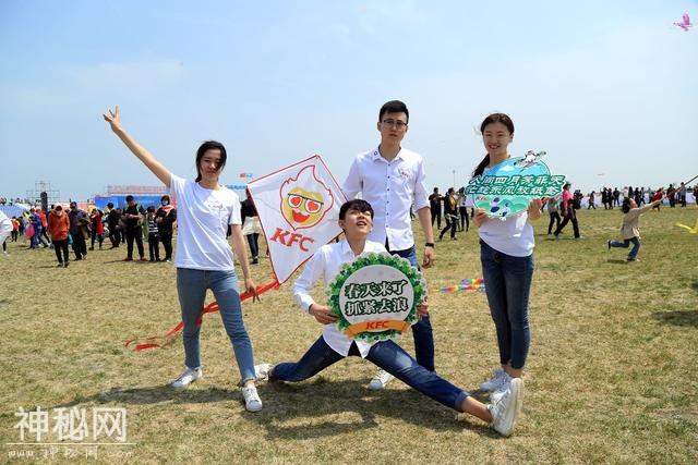 炸鸡味风筝？KFC跨界民俗，风筝会场放飞十道美味-8.jpg