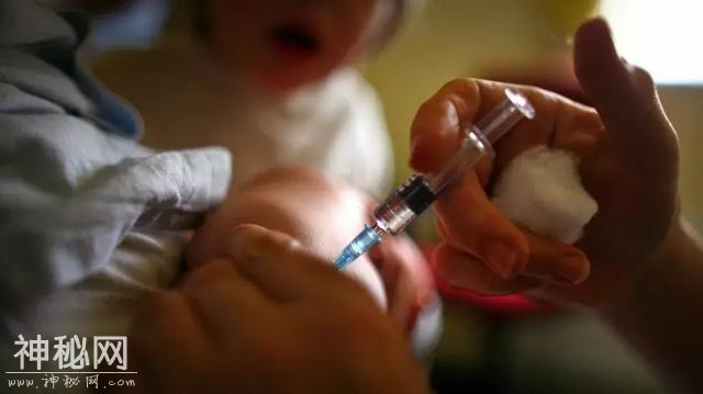 为了对抗这种感染3亿人的病毒，他们靠人体实验堆出了这种疫苗-25.jpg