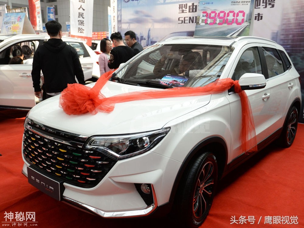 车展上的车怎么这么便宜？SUV都是10万元以下的，年轻人都买得起-15.jpg