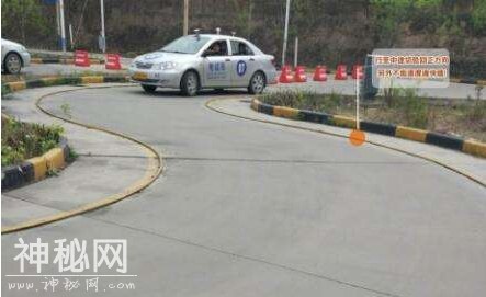 松哥爱回答：驾照考试为什么让人害怕？两分钟解答原因-4.jpg