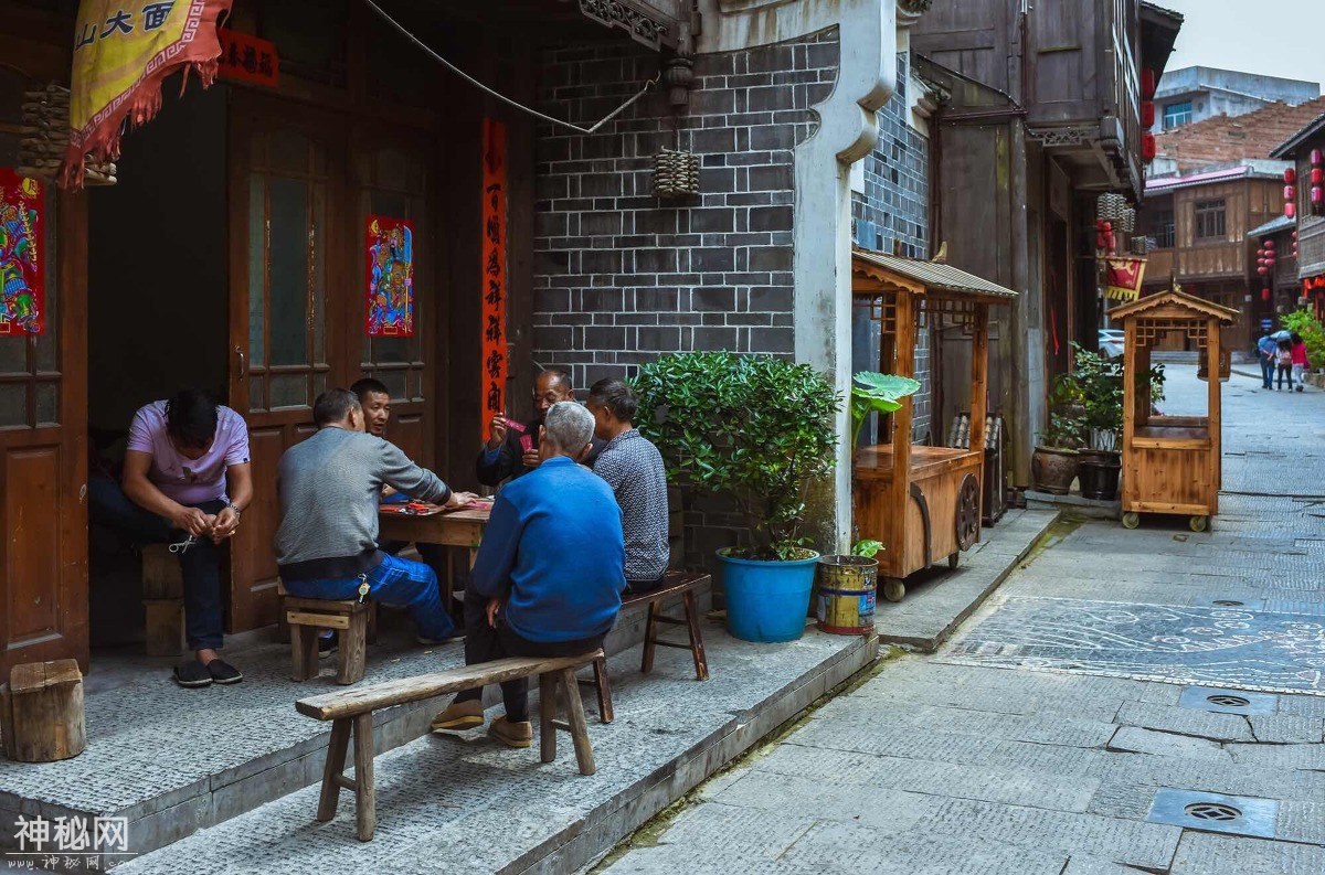 图虫人文摄影：下司古镇的慵懒生活-2.jpg