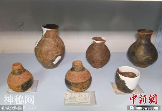 四川凉山考古新发现 墓葬出土器物千余件-2.jpg