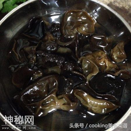 猪蹄怎么做好吃又养颜？大厨教您一妙招，其实很简单-6.jpg
