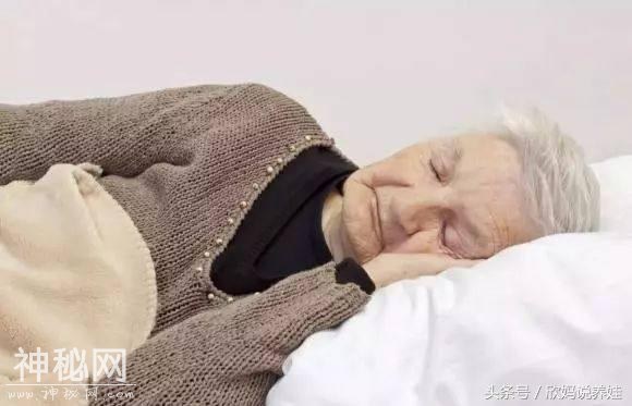 睡觉时，有这4个表现，说明身体超健康！看你占几条？-1.jpg