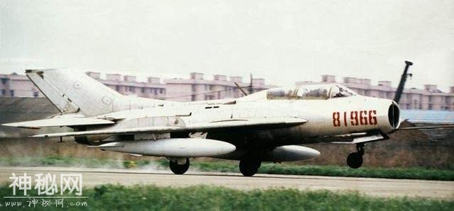 1998年，河北空军驾机追击飞碟事件-3.jpg