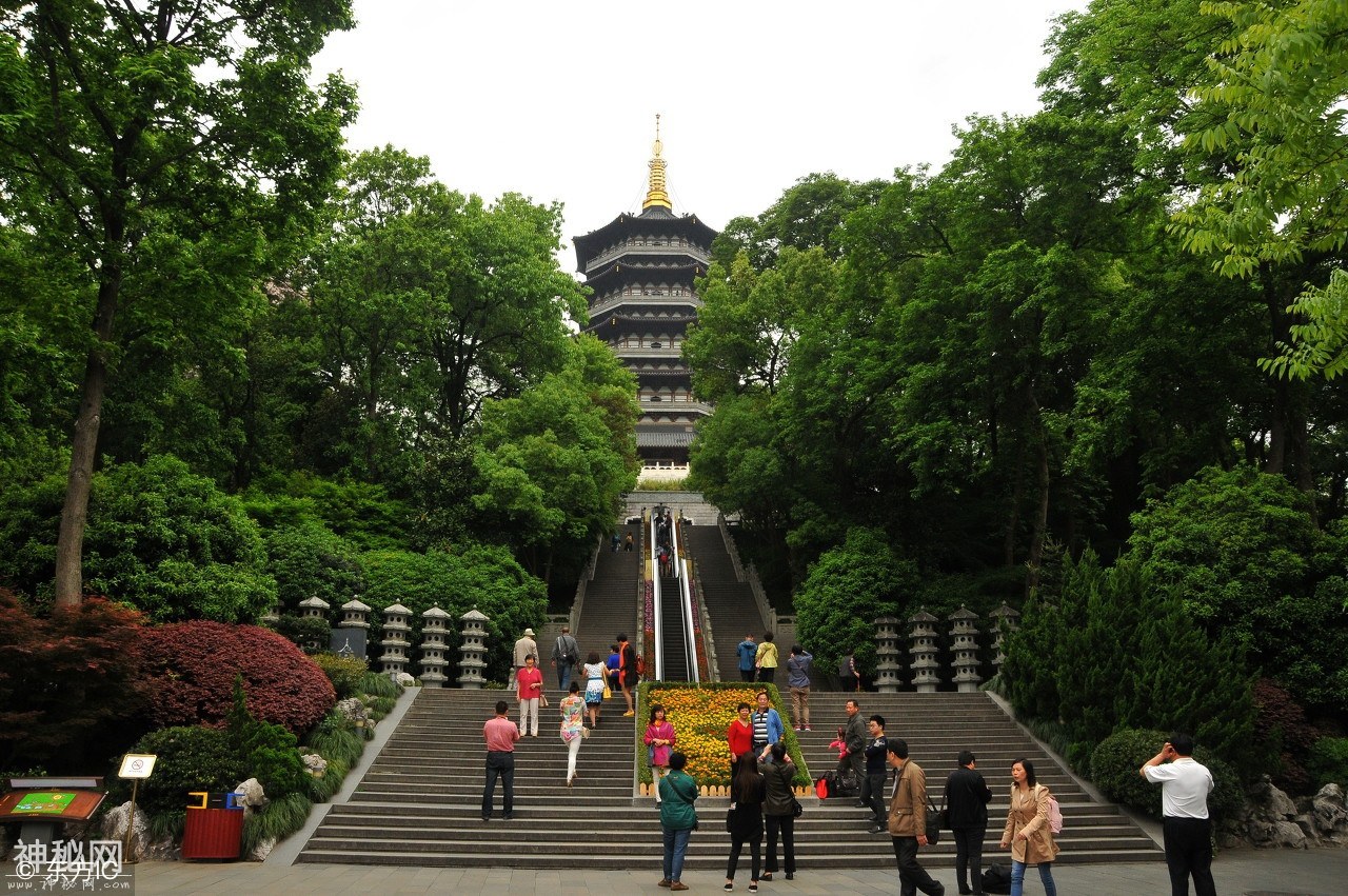直击杭州雷峰塔：考古发掘后重建，如今游客可乘电梯直达塔顶-5.jpg