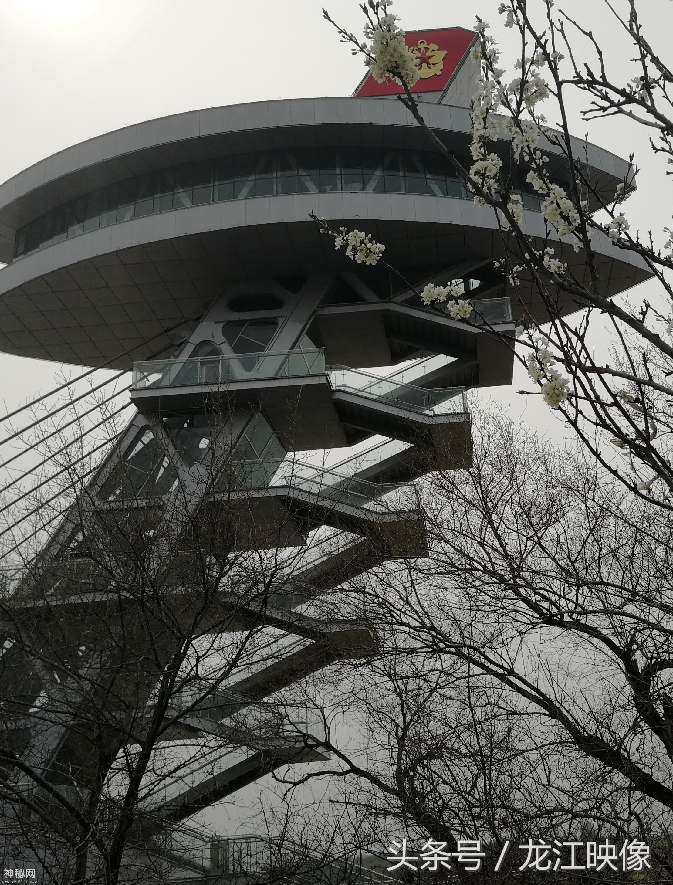 造型科幻的江北湿地观景平台，别成了摆设，市民盼其早日投用-4.jpg