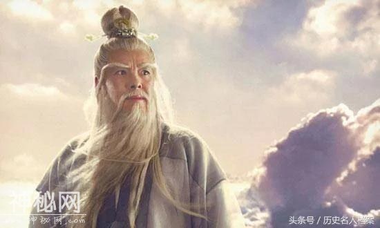 民俗传说——官最小，权最大！谁能做到的？-1.jpg