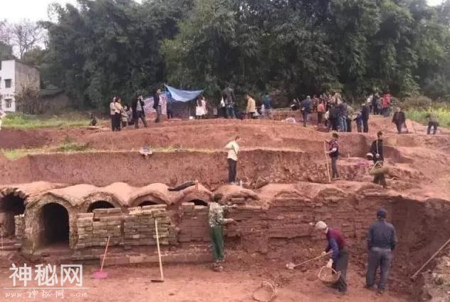 疑似清代古墓出土？-3.jpg