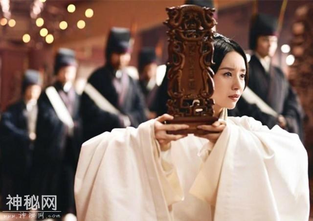 历史上最传奇的三位王妃，一位差点让皇帝绝后，一位至今下落不明-1.jpg