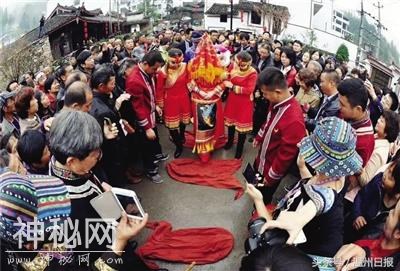 文成西坑镇让川村巧借“三月三”打造民俗产品-1.jpg