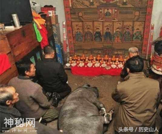 中国一偏僻小山村，繁衍了一支满清皇裔，如今全部改姓但风俗不变-1.jpg