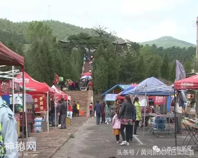 中阳柏洼山庙会：民乐、民俗、民艺活动丰富多彩-2.jpg
