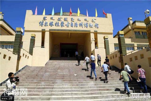 博州博物馆民俗展厅暂停开放！-1.jpg