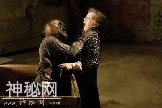 盗墓必备的工具-1.jpg