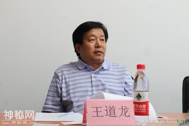 农业科技成果直通车二番战鸣鼓，十几家企业现场聆听专家支招点评-2.jpg