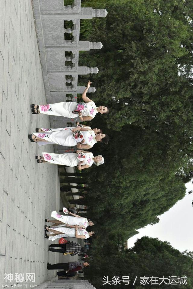 运城旗袍文化协会在永乐宫“上巳节”民俗文化周上精彩镜头-6.jpg