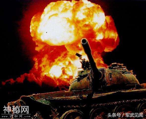 60吨核战坦克有4条履带 外形酷似飞碟 造价无法承受 全球仅有一辆-1.jpg