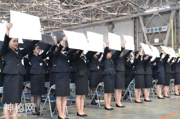 日本两大航空集团4000新员工入职 美女空姐最引人-9.jpg