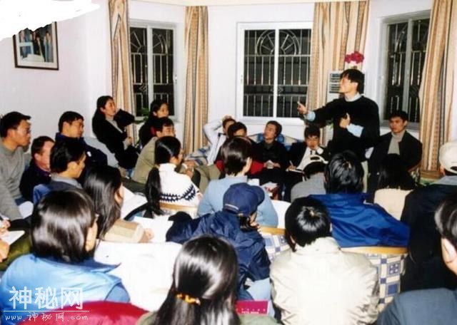 中国科技行业的传奇，从老照片看马云和阿里巴巴的这一路-4.jpg