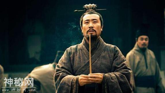 三国历史上其实有一人可比刘备，只是后来被刘备干掉了-2.jpg
