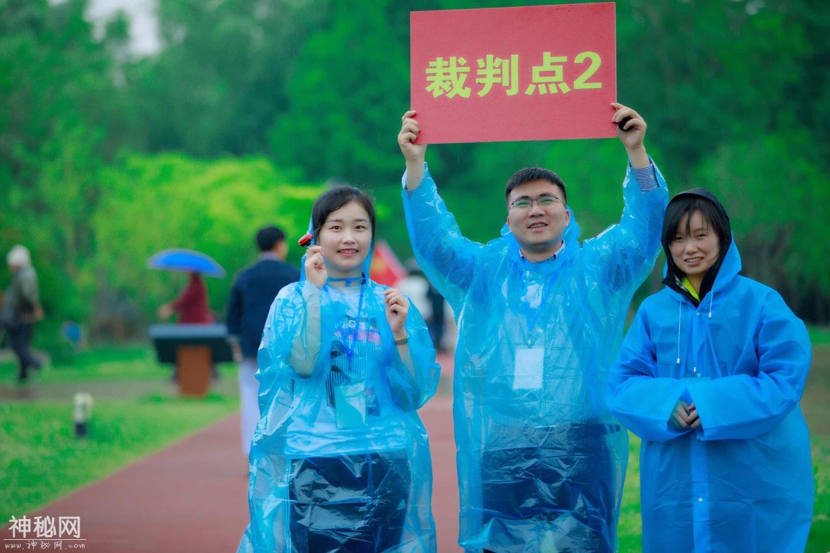图虫人文摄影：职工健步走-12.jpg