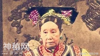 慈禧为什么要在自己死的前一天毒死光绪？-2.jpg