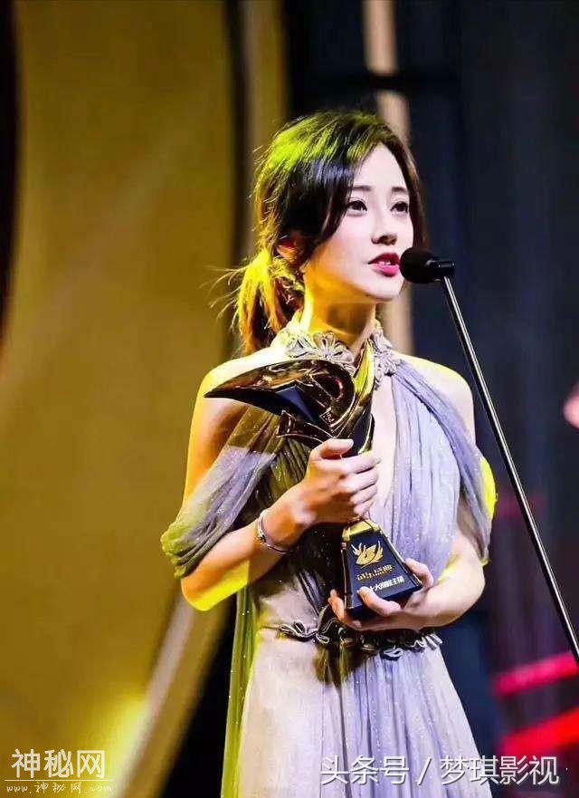 冯提莫为什么这么红？我来告诉你-3.jpg