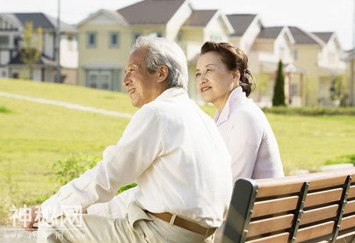 赶紧告诉父母，针对老年人的九大“保健”骗局！-1.jpg