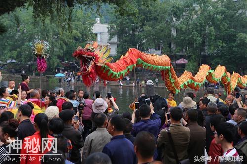 邛崃民俗文化节 夹关好热闹-1.jpg