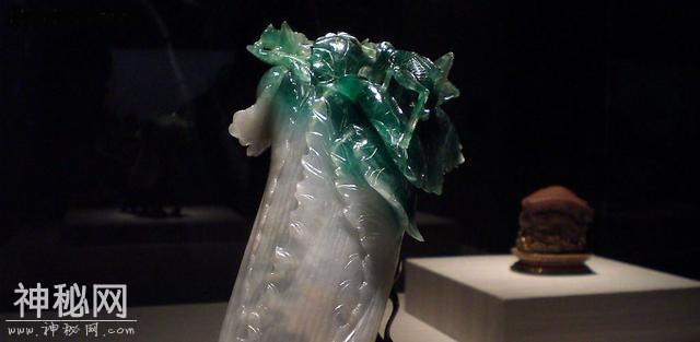 文物中国——翠玉白菜-11.jpg