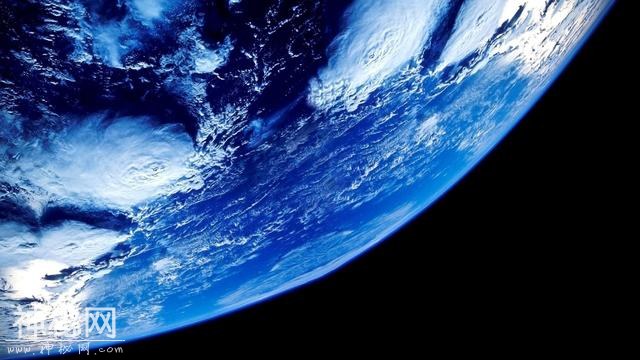 科学家：你觉得纸很薄？把它对折103次试试，宇宙都装不下这张纸-4.jpg